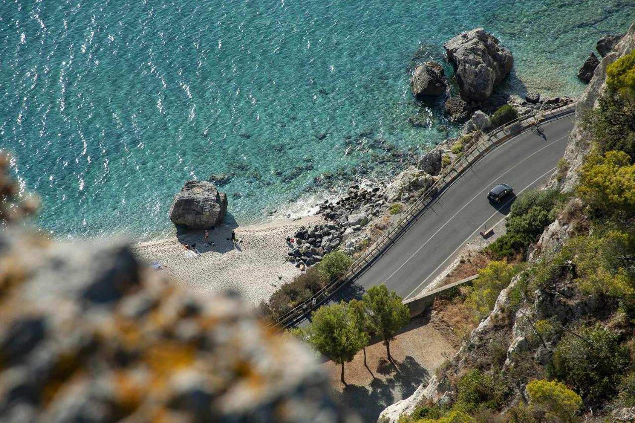 Ines Rivieraholiday Albenga Bagian luar foto